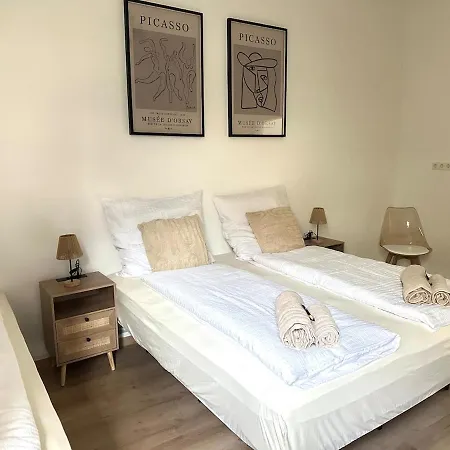 Day Young Life 120qm 4 Bedrooms & 2 Parking &