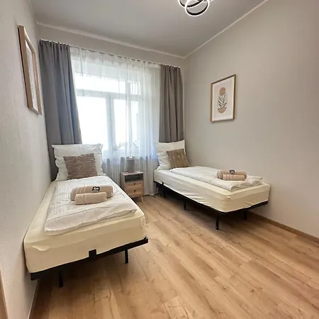 Day Young Life 120qm 4 Bedrooms & 2 Parking & Appartement Neurenberg