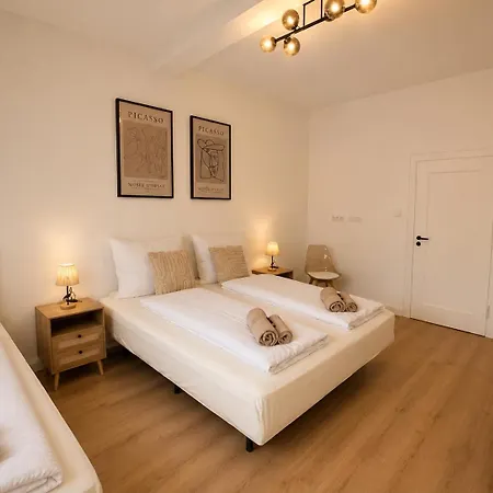 Apartamento Day Young Life 120qm 4 Bedrooms & 2 Parking & *